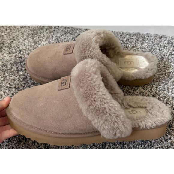 UGG Genuine Shearling slippers women's size 11 - Picture 1 of 6